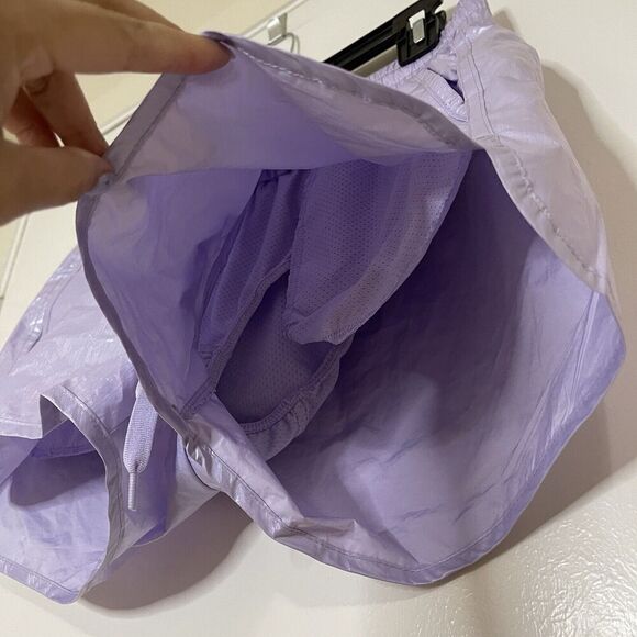 NWOT Zyia Activewear Lilac Shine Summer Lined Running Bomber Shorts size M - Picture 2 of 6